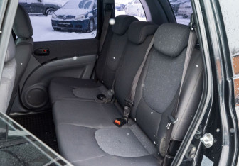 Подержанный автомобиль Hyundai Matrix 2007 года (18 фото)