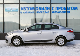 Подержанный автомобиль Renault Fluence 2014 года (2 фото)