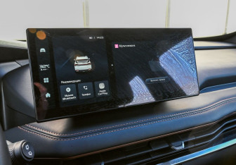 Подержанный автомобиль Geely Okavango 2024 года (16 фото)