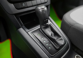 Подержанный автомобиль Skoda Yeti 2013 года (12 фото)