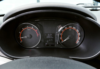 Подержанный автомобиль LADA (ВАЗ) Granta Hatchback 2019 года (11 фото)