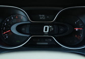 Подержанный автомобиль Renault Kaptur 2021 года (18 фото)