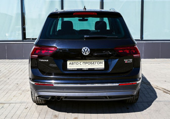 Подержанный автомобиль Volkswagen Tiguan 2017 года (4 фото)