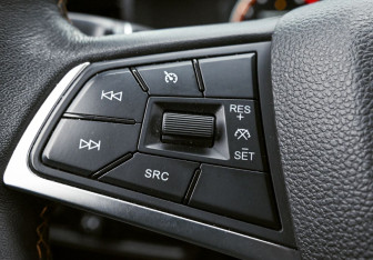 Подержанный автомобиль Москвич 3 2024 года (13 фото)