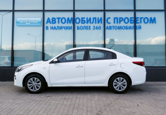 Подержанный автомобиль Kia Rio Sedan 2019 года (2 фото)