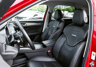 Подержанный автомобиль Haval Jolion 2023 года (16 фото)