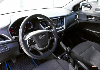 Подержанный автомобиль Hyundai Solaris Sedan 2018 года (15 фото)