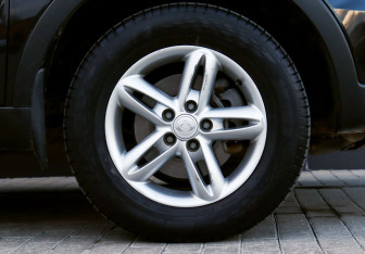 Подержанный автомобиль SsangYong Actyon 2013 года (19 фото)