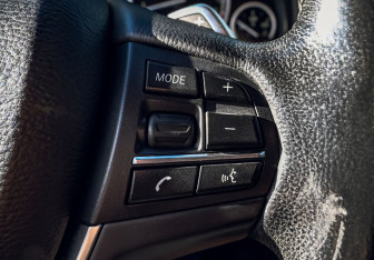 Подержанный автомобиль BMW X4 2015 года (13 фото)