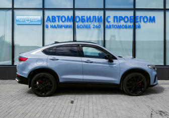 Подержанный автомобиль Geely Tugella 2023 года (6 фото)