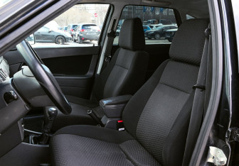 Подержанный автомобиль LADA (ВАЗ) Priora Hatchback 2013 года (14 фото)