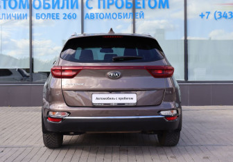 Подержанный автомобиль Kia Sportage 2021 года (4 фото)