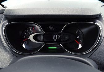 Подержанный автомобиль Renault Kaptur 2018 года (13 фото)