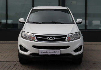 Подержанный автомобиль Chery Tiggo 5 2014 года (8 фото)