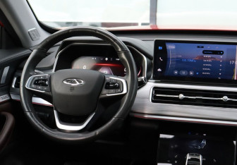 Подержанный автомобиль Chery Tiggo 8 Pro 2023 года (20 фото)