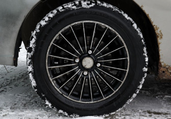 Подержанный автомобиль Ford Focus Sedan 2003 года (19 фото)