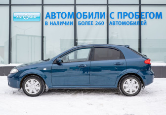 Подержанный автомобиль Chevrolet Lacetti Hatchback 2009 года (2 фото)