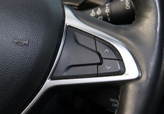 Подержанный автомобиль Renault Kaptur 2020 года (13 фото)