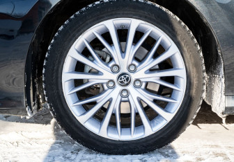 Подержанный автомобиль Toyota Camry Sedan 2018 года (21 фото)