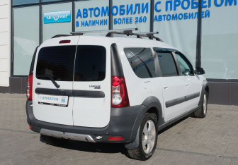 Подержанный автомобиль LADA (ВАЗ) Largus Wagon 2018 года (5 фото)