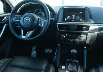 Подержанный автомобиль Mazda CX-5 2016 года (10 фото)