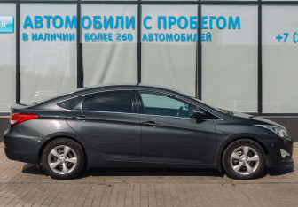 Подержанный автомобиль Hyundai i40 Sedan 2013 года (6 фото)