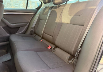 Подержанный автомобиль Skoda Octavia Liftback 2019 года (22 фото)