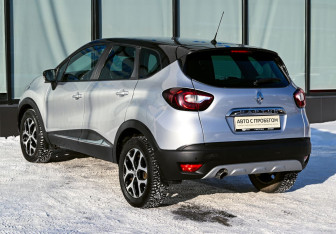 Подержанный автомобиль Renault Kaptur 2019 года (3 фото)