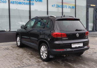 Подержанный автомобиль Volkswagen Tiguan 2016 года (3 фото)