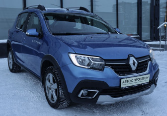 Подержанный автомобиль Renault Sandero 2020 года (7 фото)
