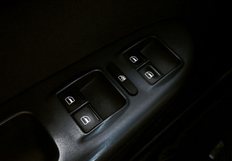 Подержанный автомобиль Skoda Octavia Liftback 2013 года (12 фото)