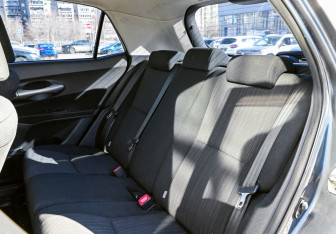 Подержанный автомобиль Toyota Auris Hatchback 2009 года (16 фото)