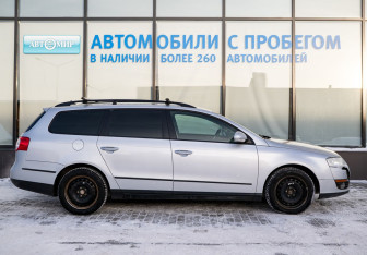 Подержанный автомобиль Volkswagen Passat Wagon 2008 года (6 фото)