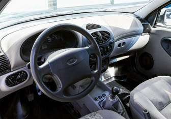 Подержанный автомобиль LADA (ВАЗ) Kalina Wagon 2010 года (13 фото)