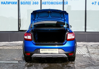 Подержанный автомобиль Renault Logan Sedan 2020 года (18 фото)