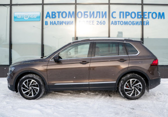 Подержанный автомобиль Volkswagen Tiguan 2018 года (2 фото)