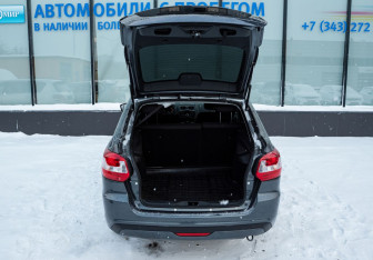 Подержанный автомобиль LADA (ВАЗ) Granta Liftback 2025 года (18 фото)