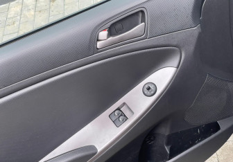 Подержанный автомобиль Hyundai Solaris Sedan 2014 года (14 фото)