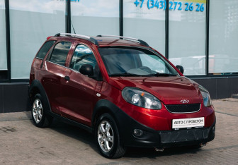 Подержанный автомобиль Chery IndiS (S18D) 2011 года (7 фото)
