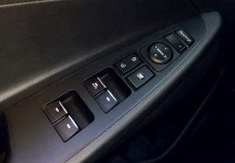 Подержанный автомобиль Hyundai Tucson 2016 года (12 фото)