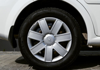 Подержанный автомобиль Chevrolet Lacetti Hatchback 2012 года (19 фото)