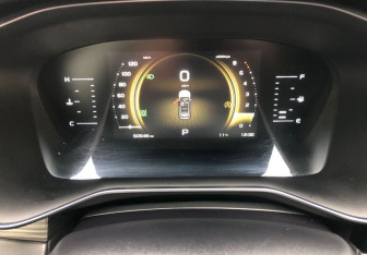 Подержанный автомобиль Geely Atlas Pro 2022 года (22 фото)
