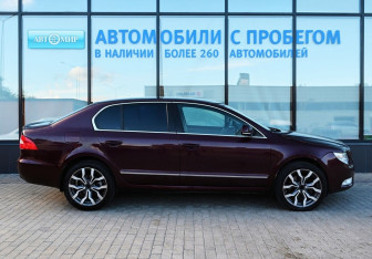 Подержанный автомобиль Skoda Superb Liftback 2012 года (6 фото)