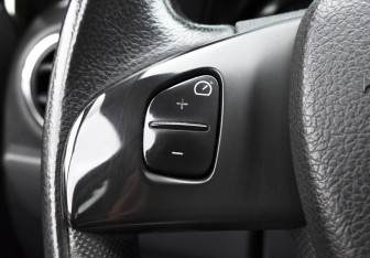 Подержанный автомобиль Renault Duster 2017 года (14 фото)