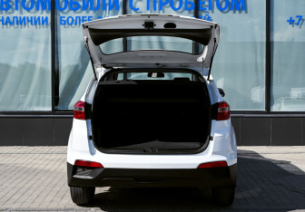Подержанный автомобиль Hyundai Creta 2019 года (22 фото)