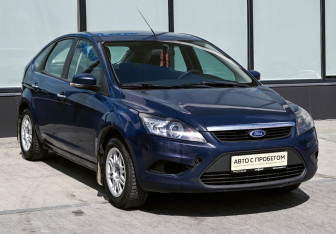 Подержанный автомобиль Ford Focus Hatchback 2010 года (7 фото)