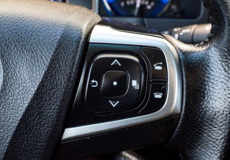 Подержанный автомобиль Toyota Camry Sedan 2017 года (14 фото)