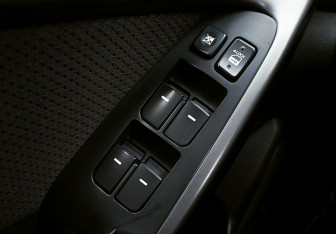 Подержанный автомобиль Kia Cerato Sedan 2010 года (16 фото)