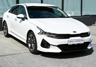 Подержанный автомобиль Kia K5 2021 года (7 фото)