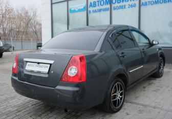 Подержанный автомобиль Vortex Estina 2009 года (5 фото)